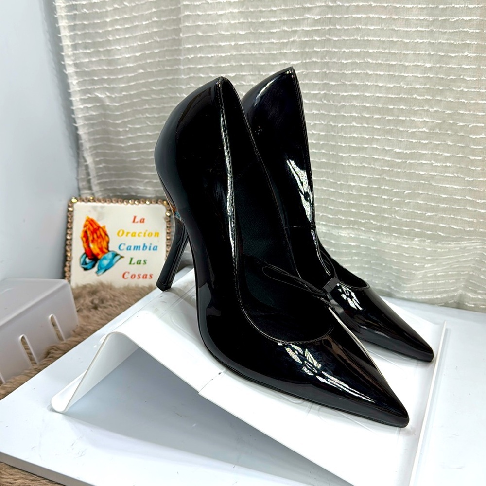(W2) Zara, STIFF HEELS, patent leather, size 39/8US